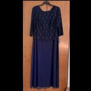 Alex Evenings Sequin Lace & Chiffon Gown